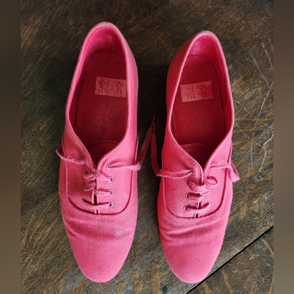 Nunn Bush Casual but Classy Red Shoes size 9.5